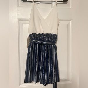 NWT X-Small Lily Rose Romper in White and Navy